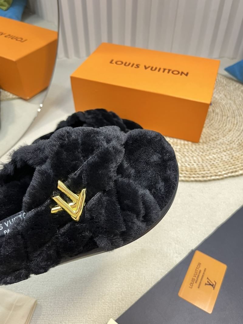 Louis Vuitton Slippers